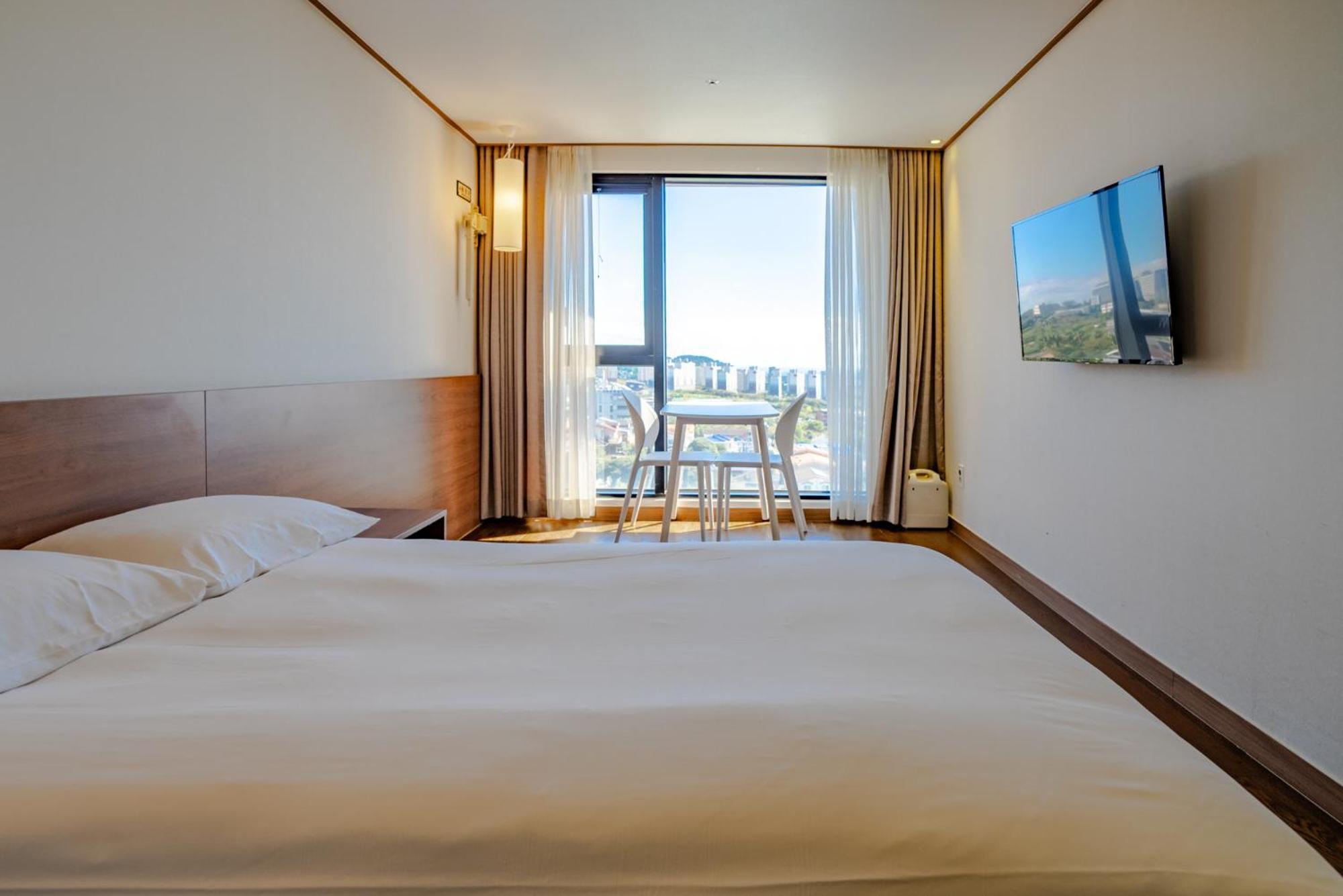 Tamara Jeju Hotel Seogwipo Exterior photo